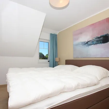 Strandnahe Mit Balkon, Gratis Nutzung Vom Ahoi Erlebnisbad Und Sauna In Sellin - Rex Rugia 13-7 Apartmán Lobbe